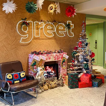 Greet 3*